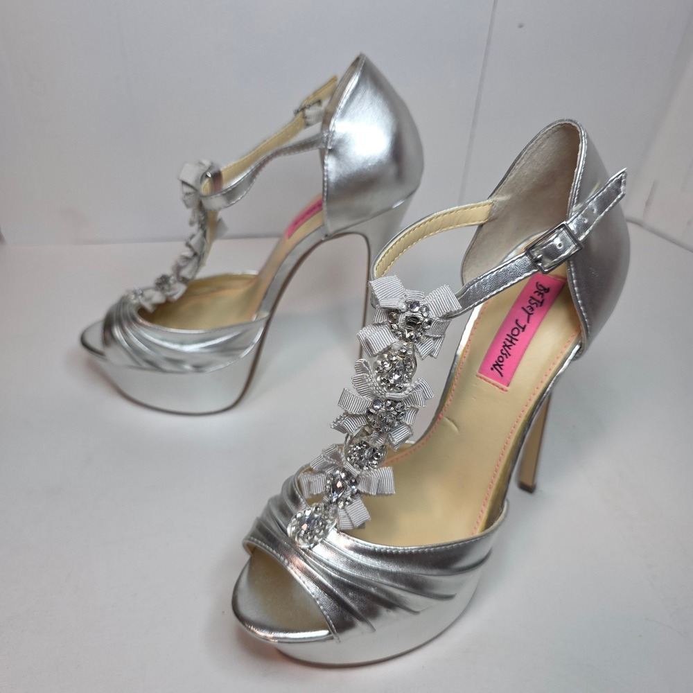 BetseyJohnson 8M Eliazbeth Silver Metallic Platform Stiletto HeelsSandals Sexy‎